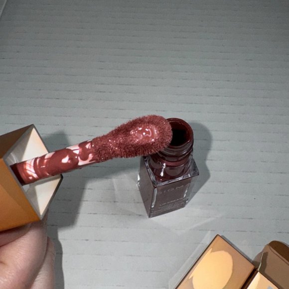 Sigma Beauty Lip Cream in Dapper - Picture 10 of 13